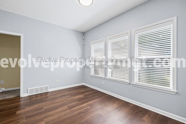 Building Photo - 6606 Baudette Cove