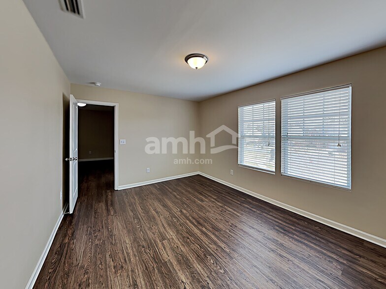 Building Photo - 958 Pointe Andrews Dr