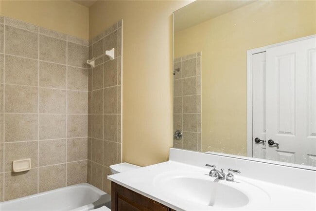 Building Photo - 2663 Rivers Edge Dr NE