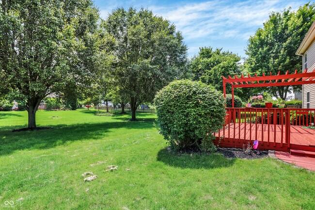 Building Photo - 5761 Cantigny Way S