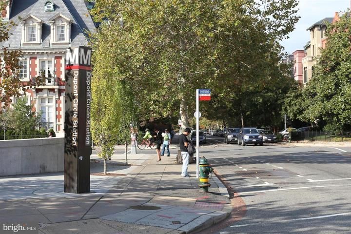 Walk to DuPont Circle. - 1260 21st St NW