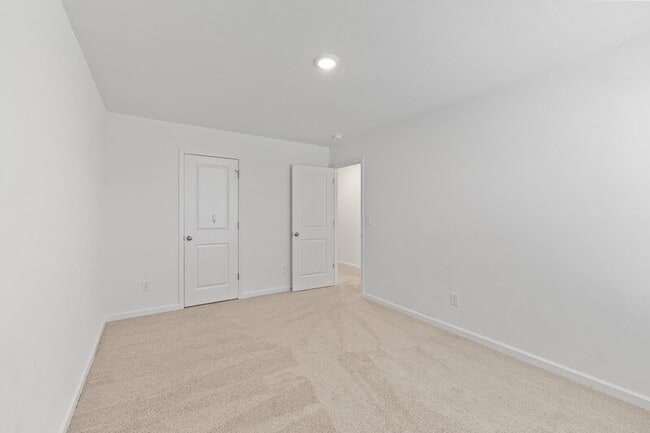 Building Photo - 539 S Lincoln St