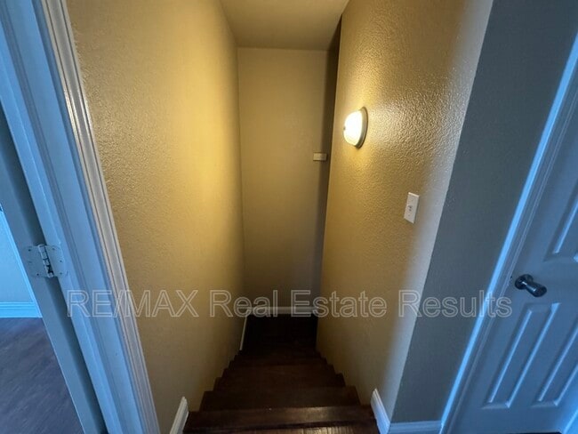 Building Photo - 1523 N Dawn Dr