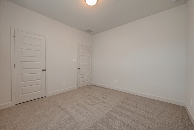 Building Photo - 30223 Gold Finch Pl