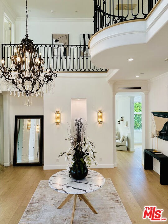 Building Photo - 1447 San Ysidro Dr