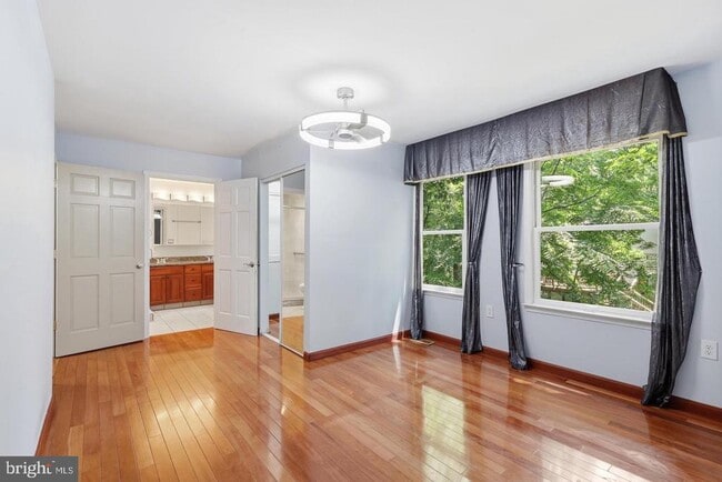Building Photo - 10799 Adare Dr