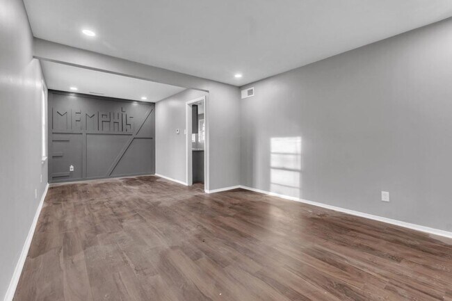 Building Photo - 2165 Pueblo Ave