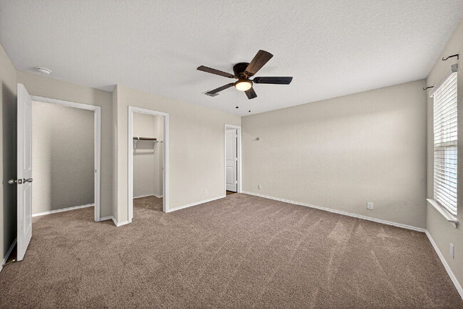 Building Photo - 15551 Crimson Topaz