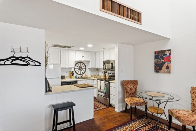 Building Photo - 4165 N Craftsman Ct