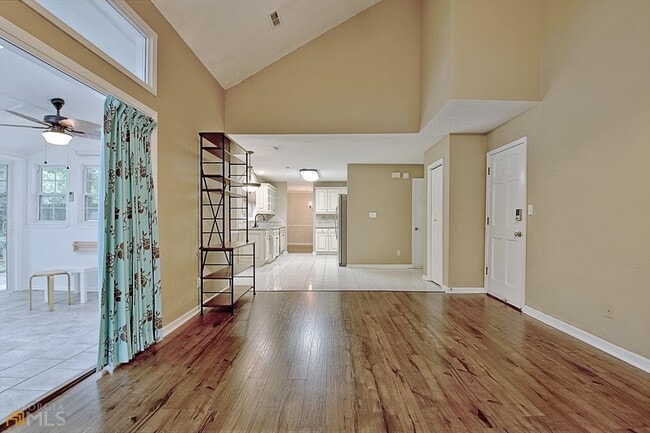 Building Photo - 702 Bookman Point