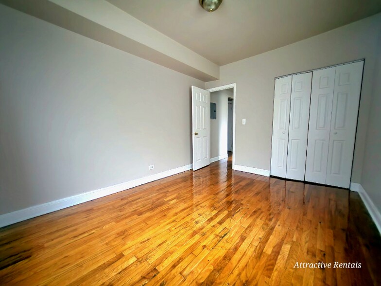 Building Photo - 4844 W Adams St