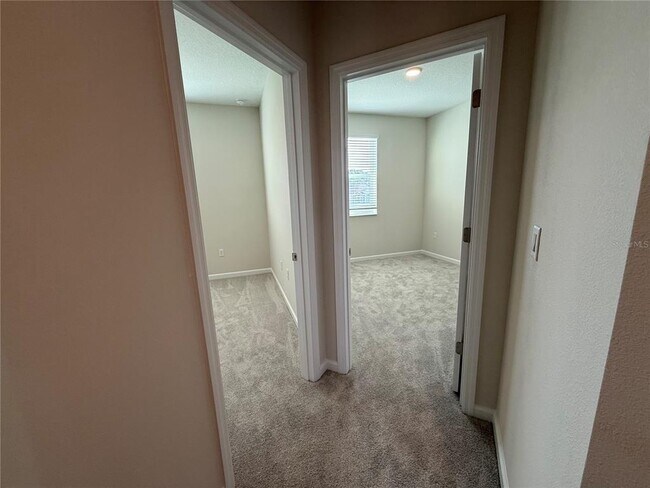 Building Photo - 591 Pothos St