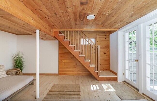 Building Photo - 89 Gerard Dr