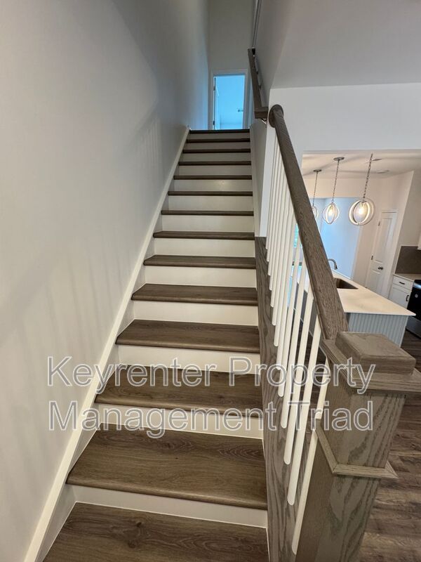 Building Photo - 1616 Granby Hts Dr