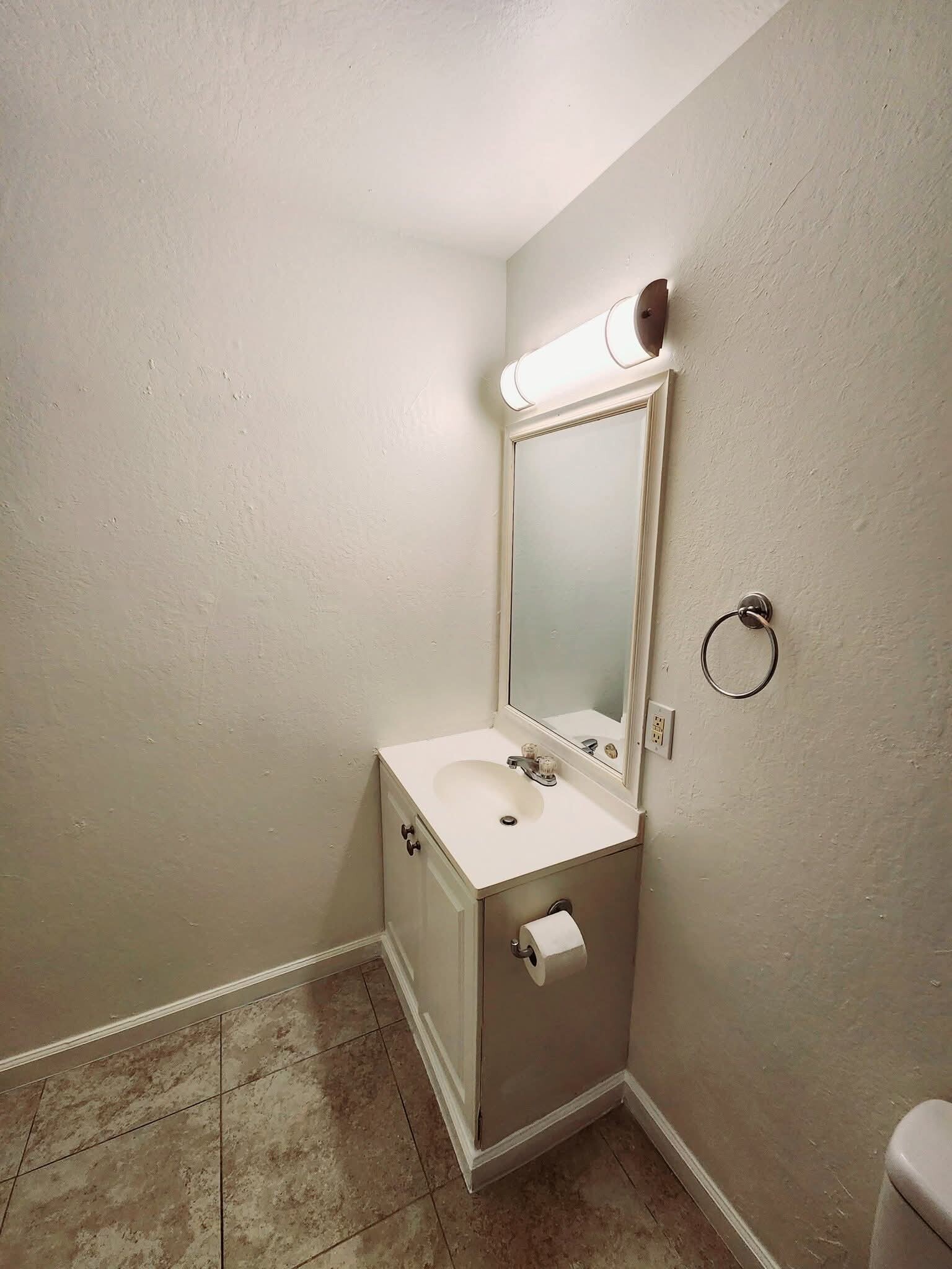 Building Photo - 7440 Tiara Way