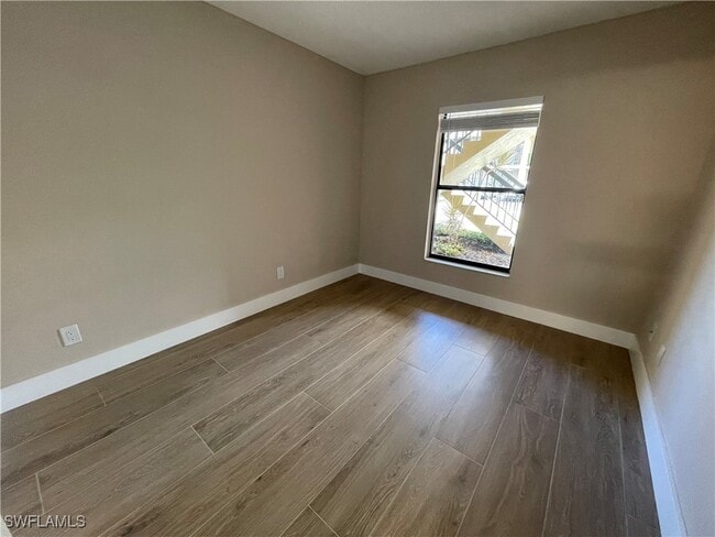 Building Photo - 5323 Summerlin Rd