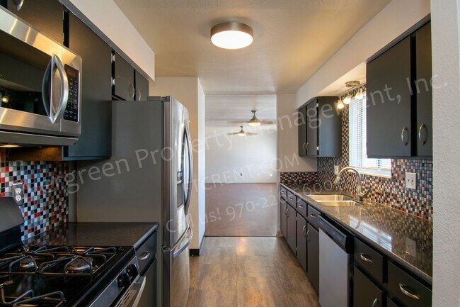 Building Photo - Beautifully Updated Home in Old Town!