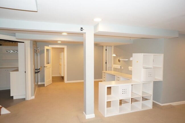 Building Photo - NE Portland - Irvington 3-bedroom Beauty!