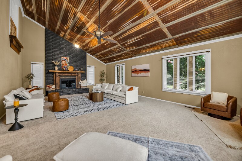 Building Photo - 6401 S 86th E Ave