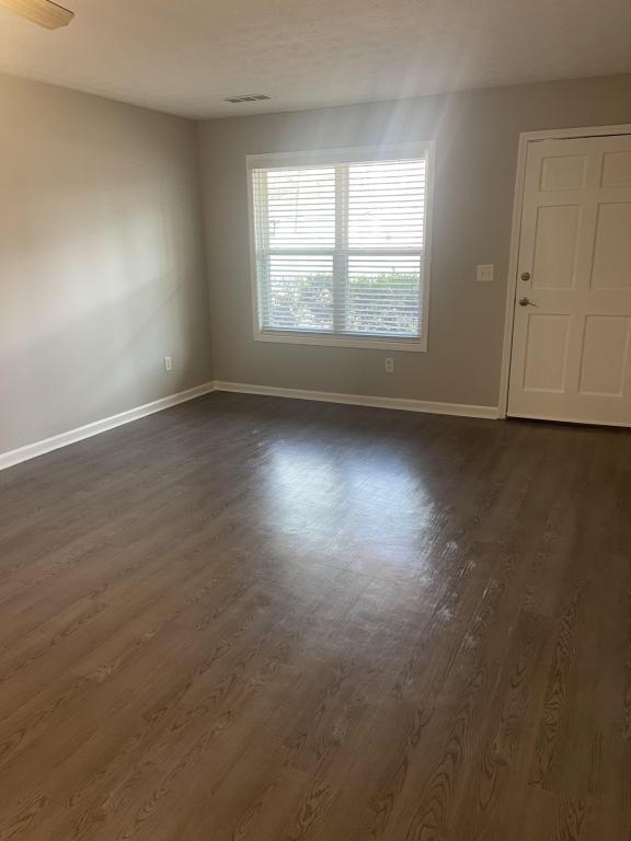 Building Photo - 810 Bellemeade Way