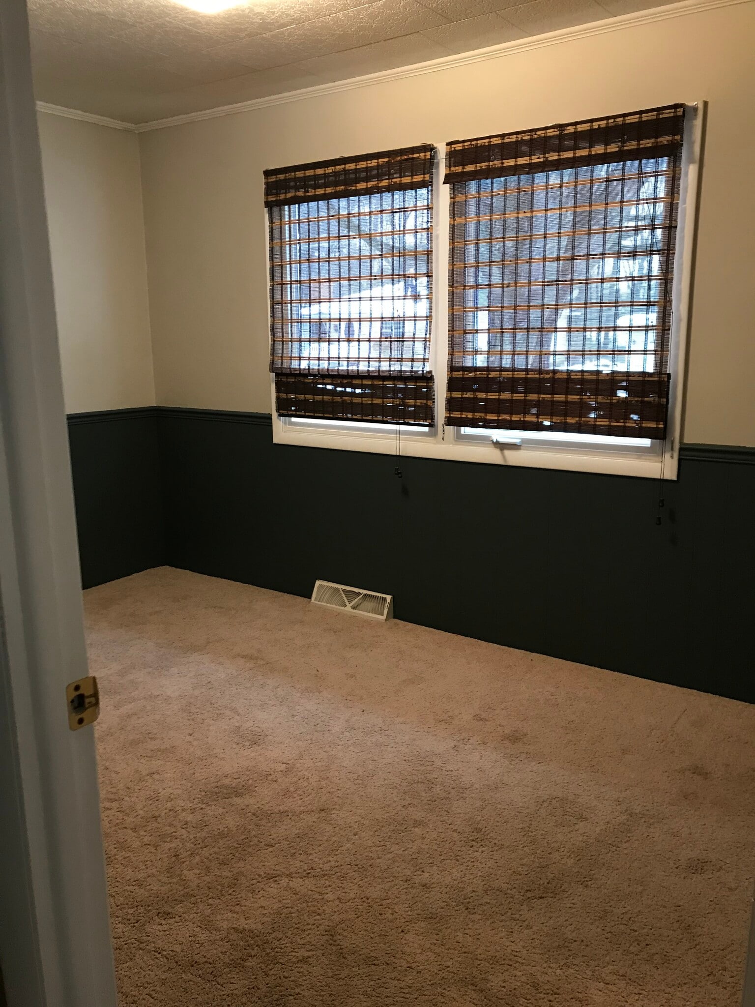 Building Photo - 1708 Kildahl Ave