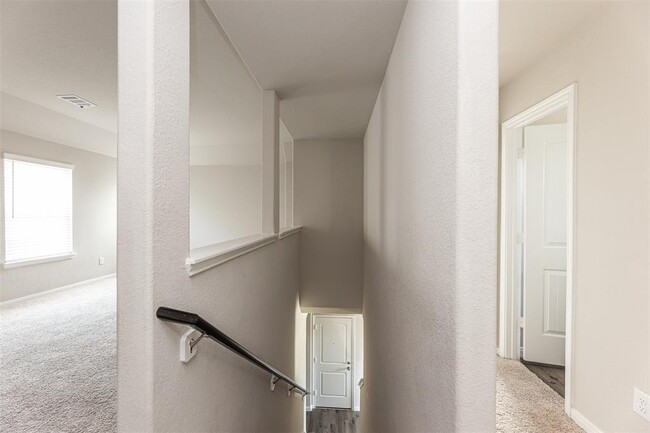 Building Photo - 3007 Orchid Ranch Dr