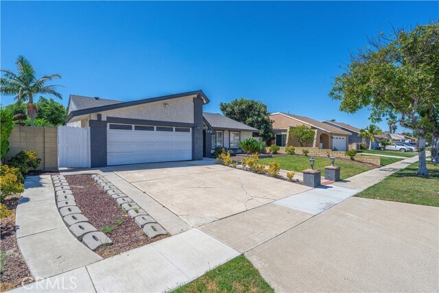 Building Photo - 3518 Ramona Dr