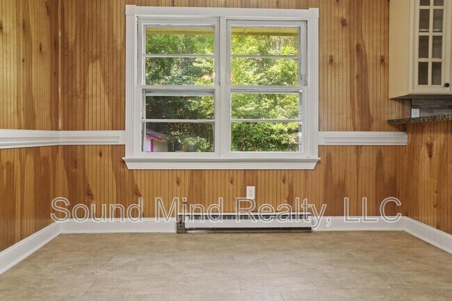 Building Photo - 312 Wilder Rd