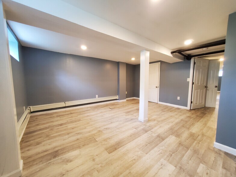 Building Photo - 192 Grant Ave