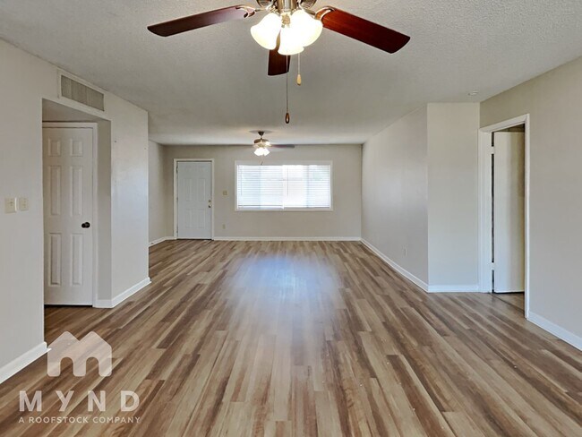 Building Photo - 18230 North 42nd Pl