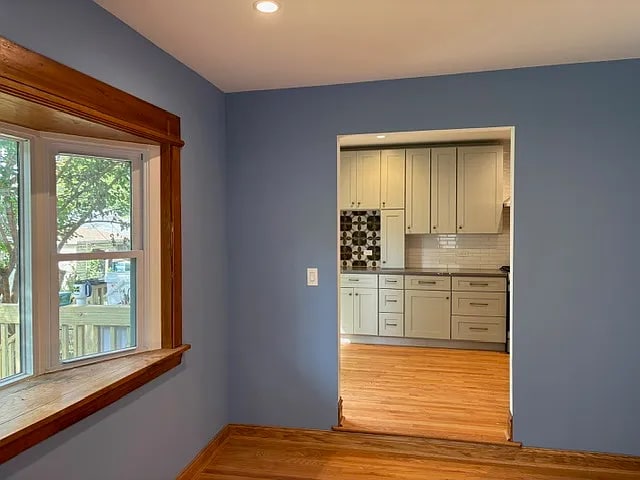 Building Photo - 4508 N Christiana Ave