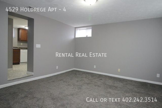 Building Photo - 4529 Holdrege St