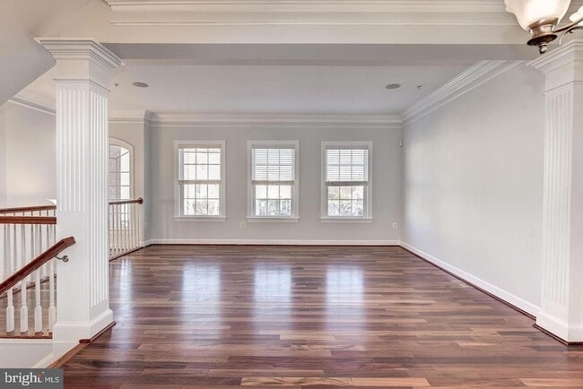 Building Photo - 7576 Maidenhead Dr