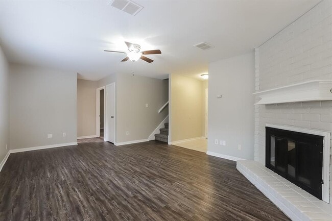 Building Photo - 36 W Bigelow Oak Ct