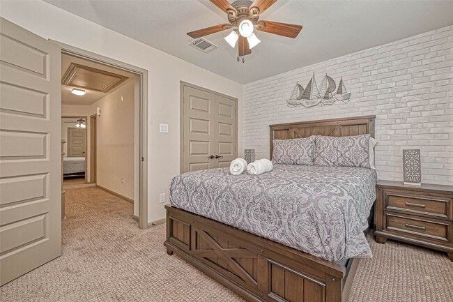 Building Photo - 127 Teralyn Grv Lp