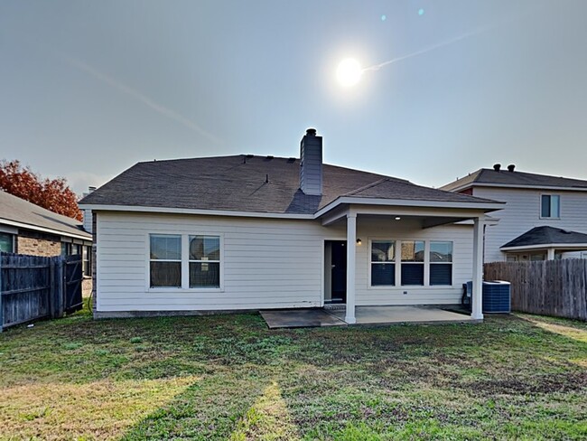 Building Photo - 1019 Mule Deer Rd