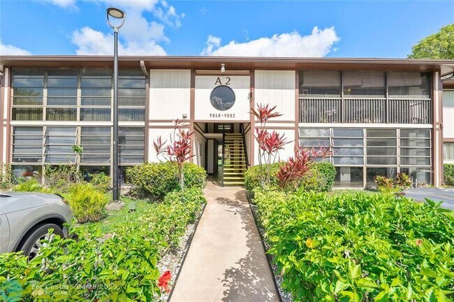 Primary Photo - 9870 S Belfort Cir