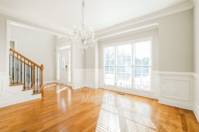 Building Photo - 3356 Renfro St