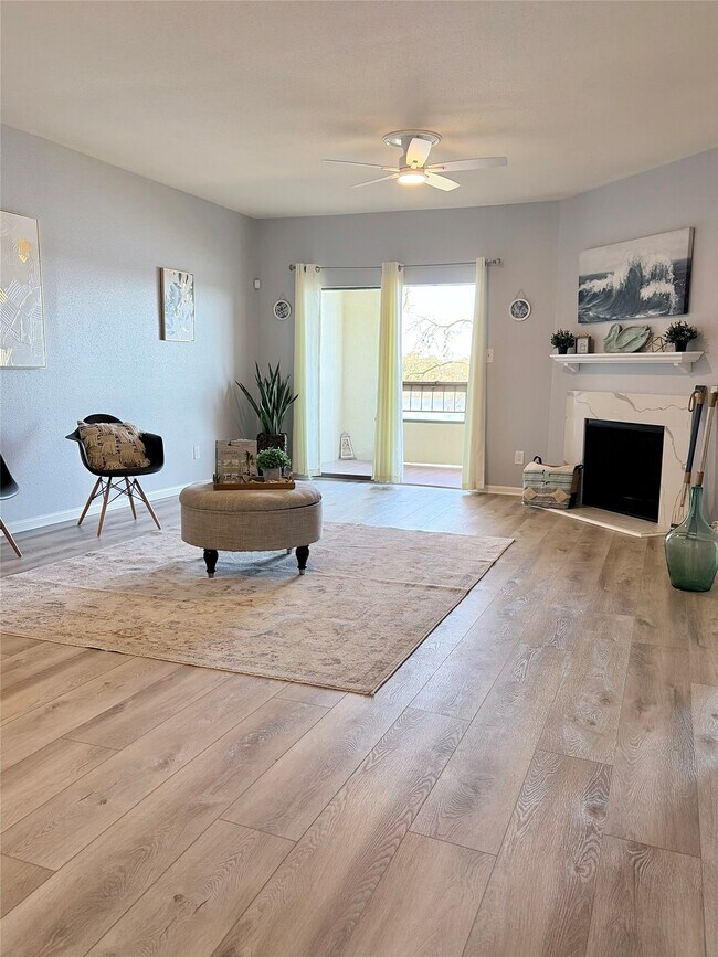 Building Photo - 18809 Egret Bay Blvd