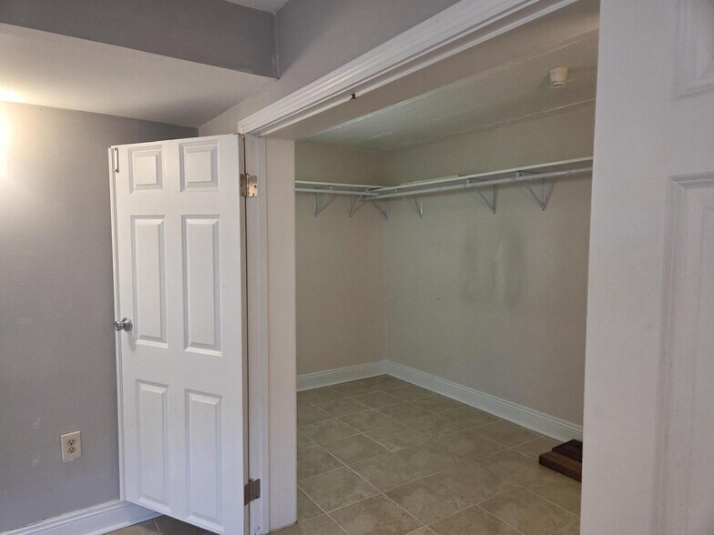 Bedroom 1 walk-in closet - 4422 Walmsley Ave