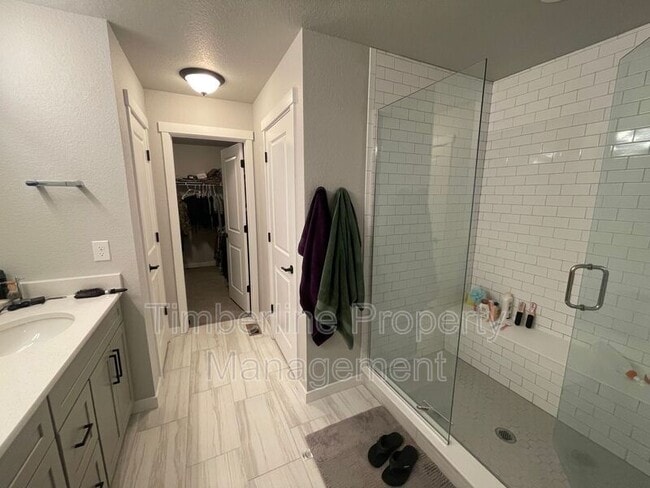 Building Photo - 7359 Hunter Jumper Dr