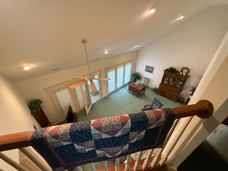 Building Photo - 206 Blue Sky Ct