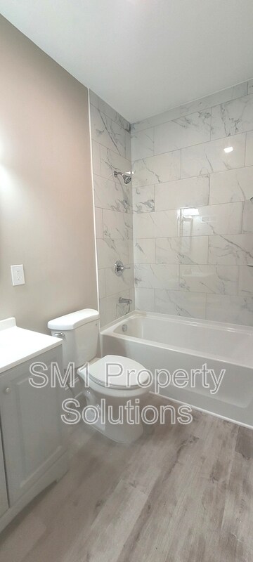 Building Photo - 514 N Hamilton St