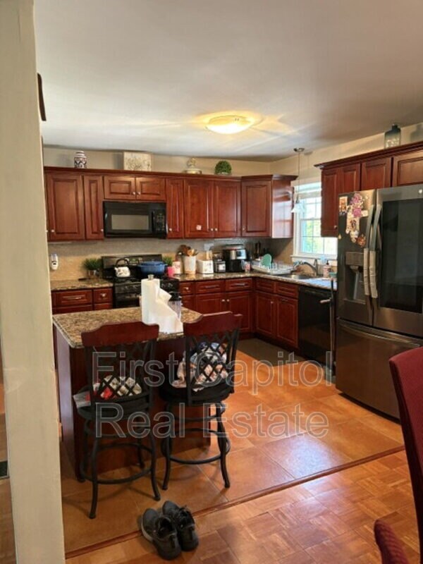 Building Photo - 2860 Southwick Dr