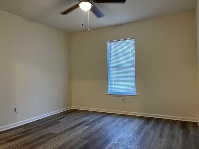 Building Photo - 1310 Morris St