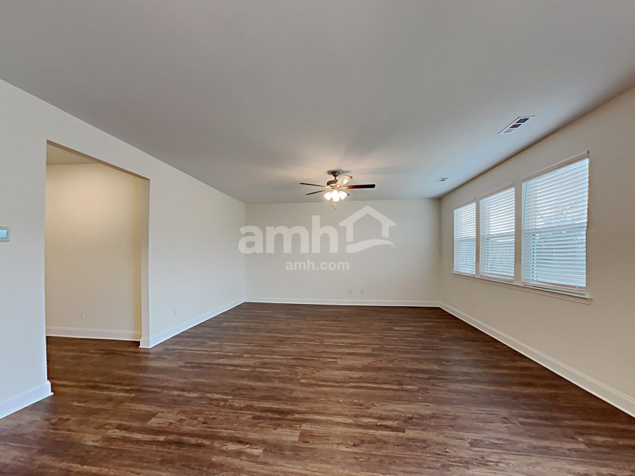 Building Photo - 4860 Chutney Dr