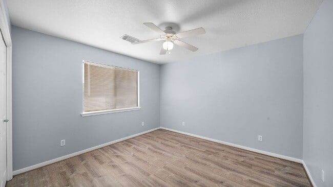 Building Photo - Beautifully Upgraded 4-Bedroom Home with First-Floor Primary Suite, Quartz Counters & Large Backyard