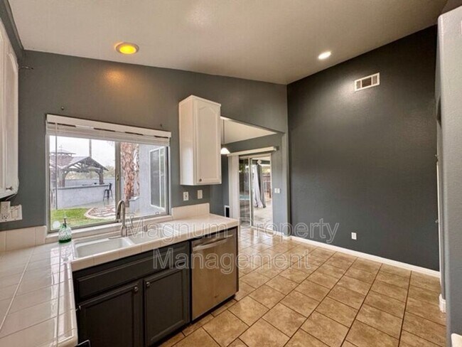 Building Photo - 30594 Glaspell Ct