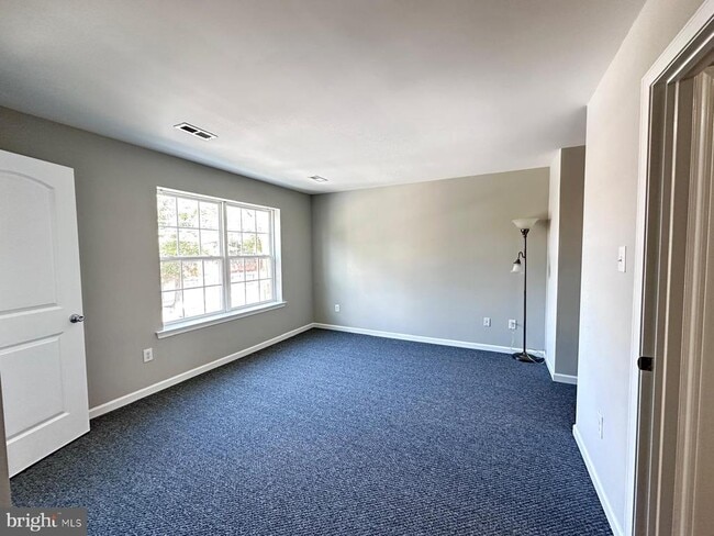 Building Photo - 220 South St