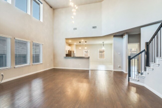Building Photo - Beautiful 4/2.5 in Forney - like new!